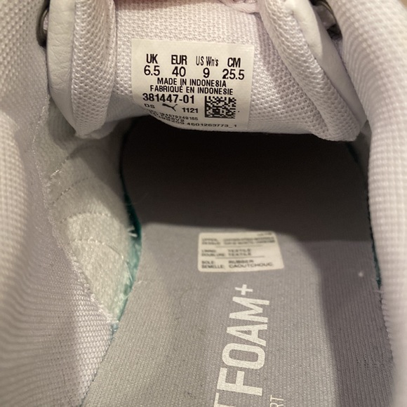 Puma Smash Platform V2 White Sneakers - Picture 6 of 6